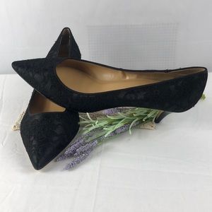 Women’s Talbots black lace pumps sz.11 m